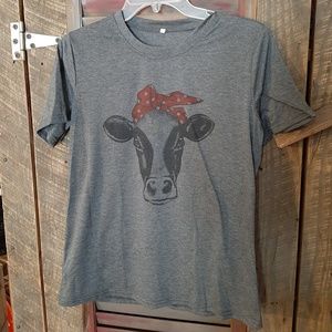 Cow head t shirt with bandana